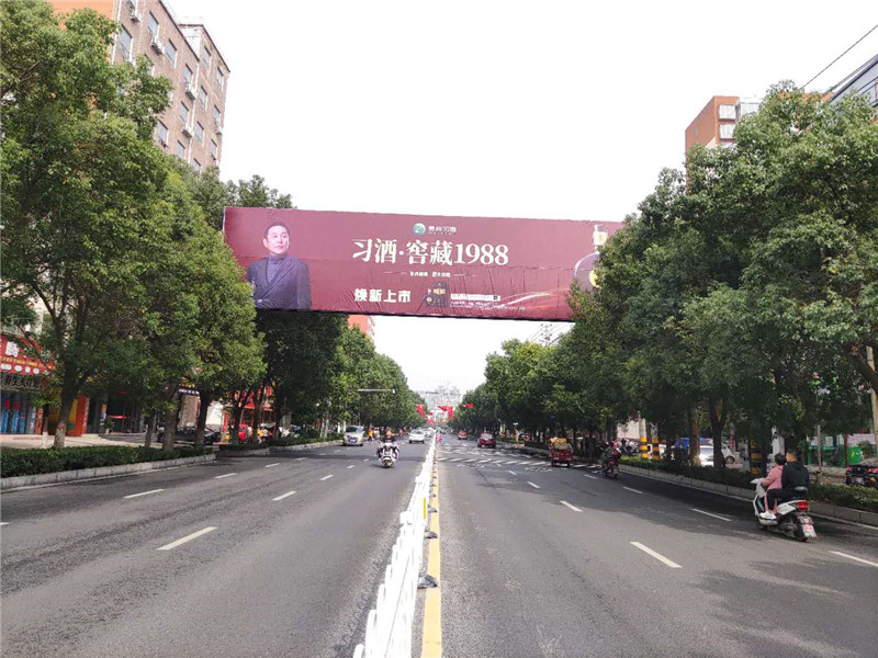 選擇投放戶外市區(qū)廣告招牌的時候需了解什么小細節(jié)？